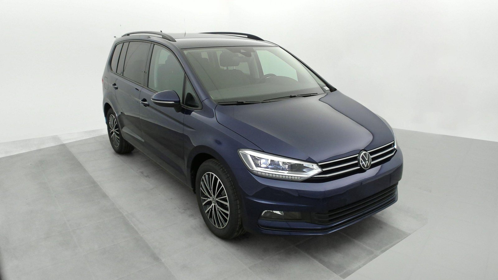 volkswagen Touran — photographie 1